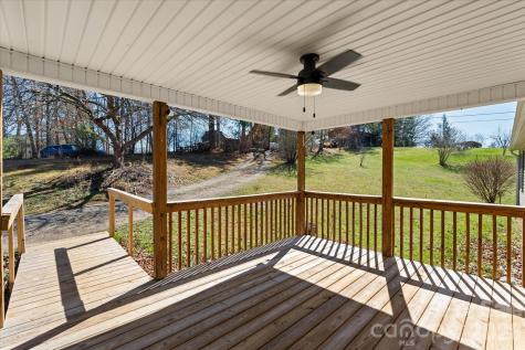 18 Ford Valley Road Weaverville NC 28787