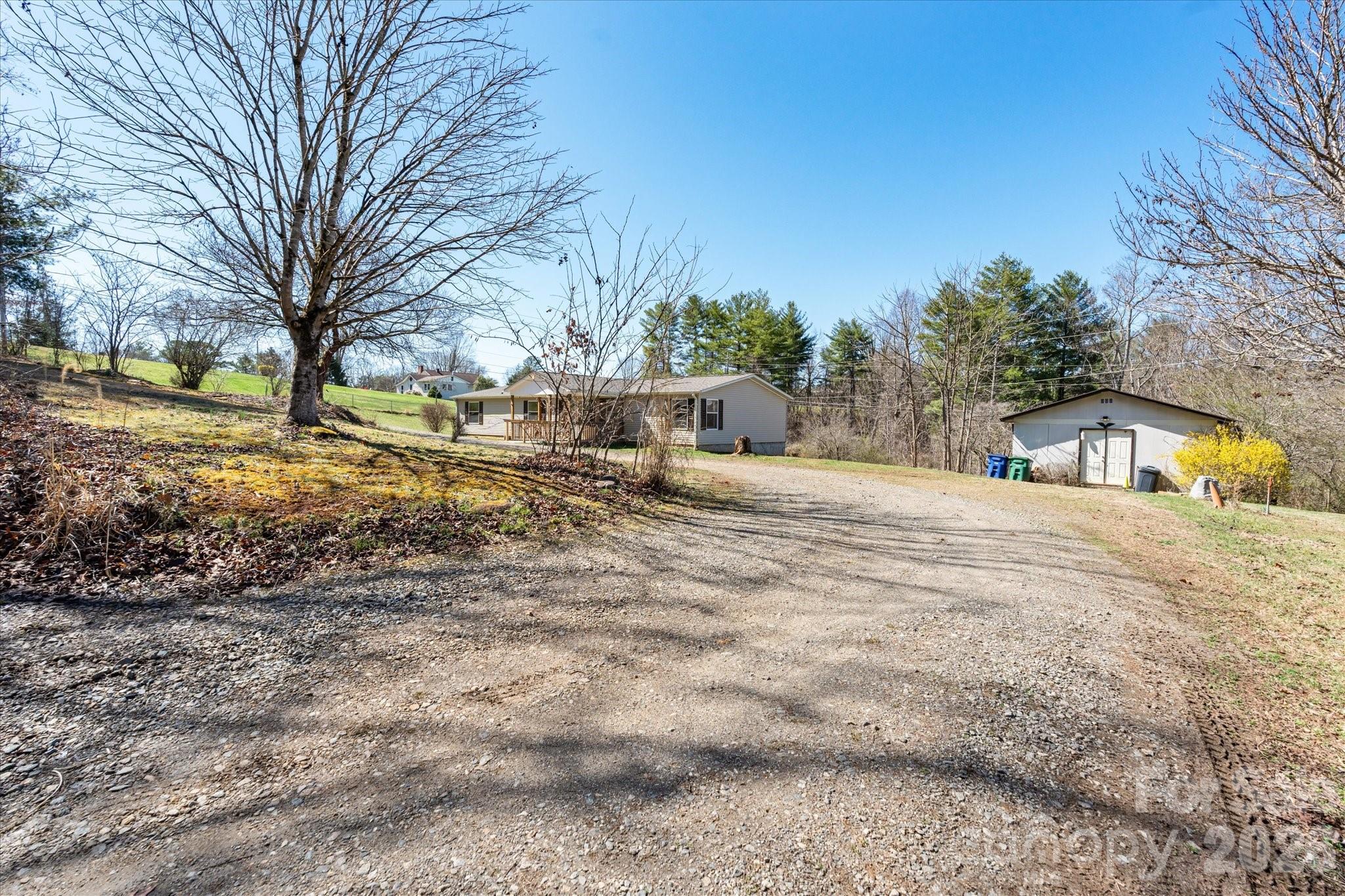 18 Ford Valley Road Weaverville NC 28787