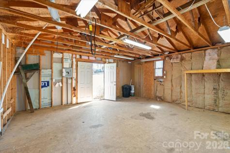 18 Ford Valley Road Weaverville NC 28787