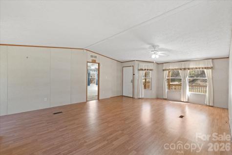 18 Ford Valley Road Weaverville NC 28787