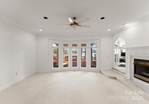 718 Eagle Point Court Matthews NC 28104