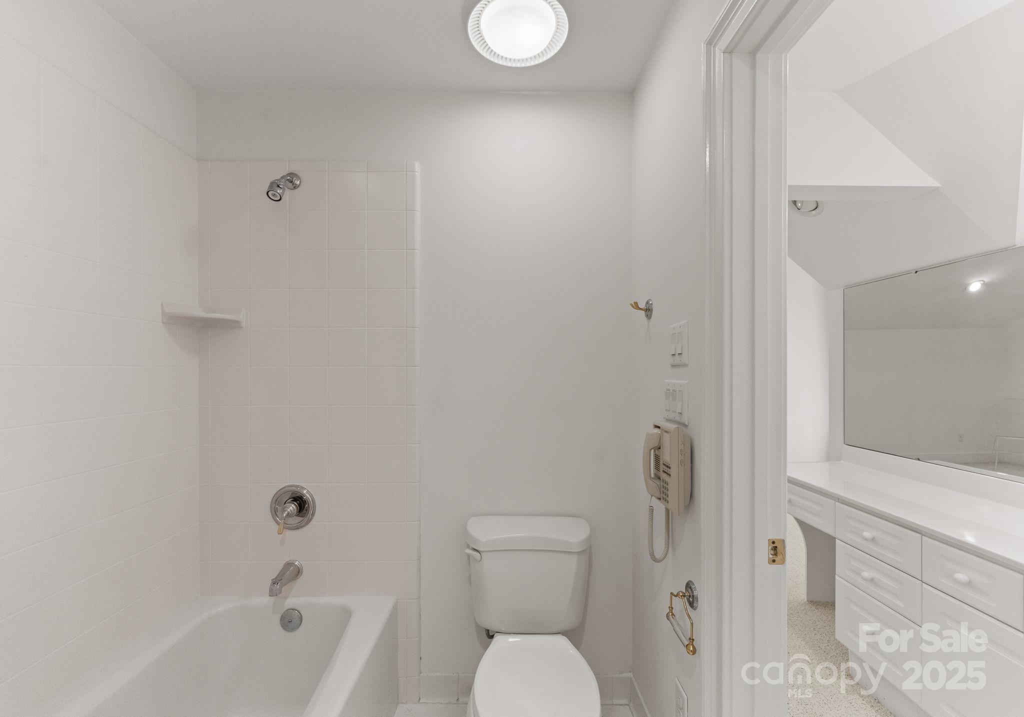 718 Eagle Point Court Matthews NC 28104