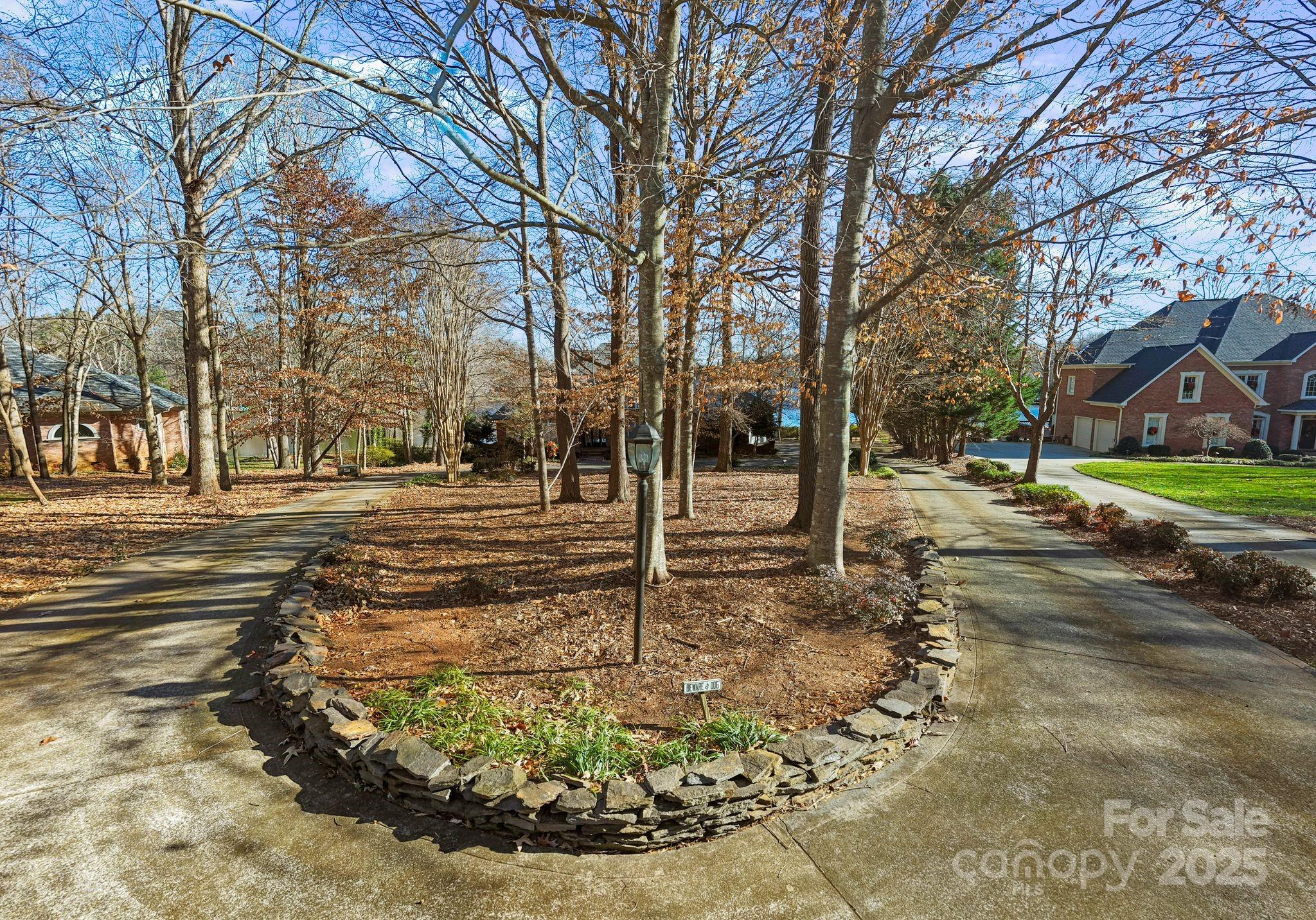 718 Eagle Point Court Matthews NC 28104