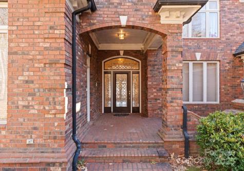 718 Eagle Point Court Matthews NC 28104