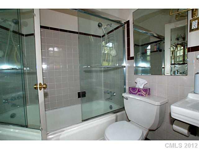 2601 Woodbrook Lane Charlotte NC 28211