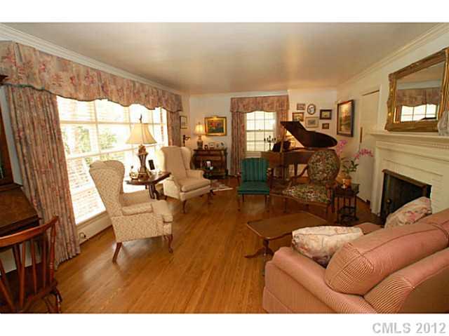 2601 Woodbrook Lane Charlotte NC 28211