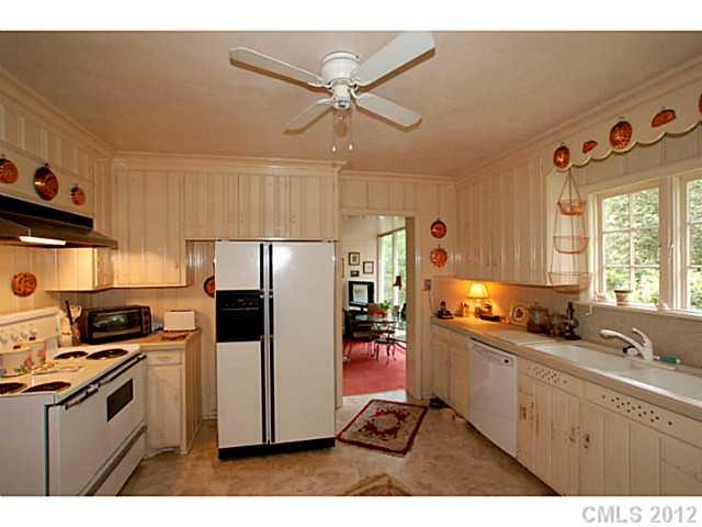 2601 Woodbrook Lane Charlotte NC 28211