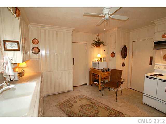 2601 Woodbrook Lane Charlotte NC 28211