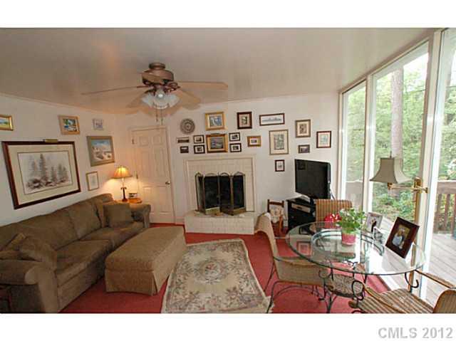 2601 Woodbrook Lane Charlotte NC 28211