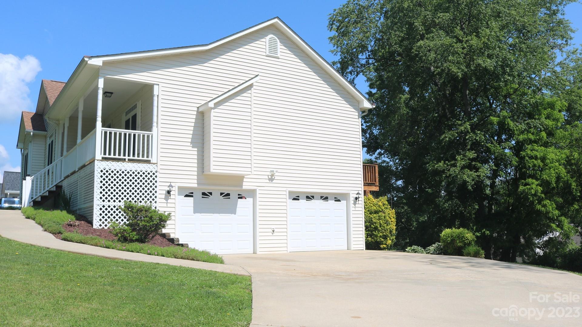 12 Grassy Meadow Drive Candler NC 28715