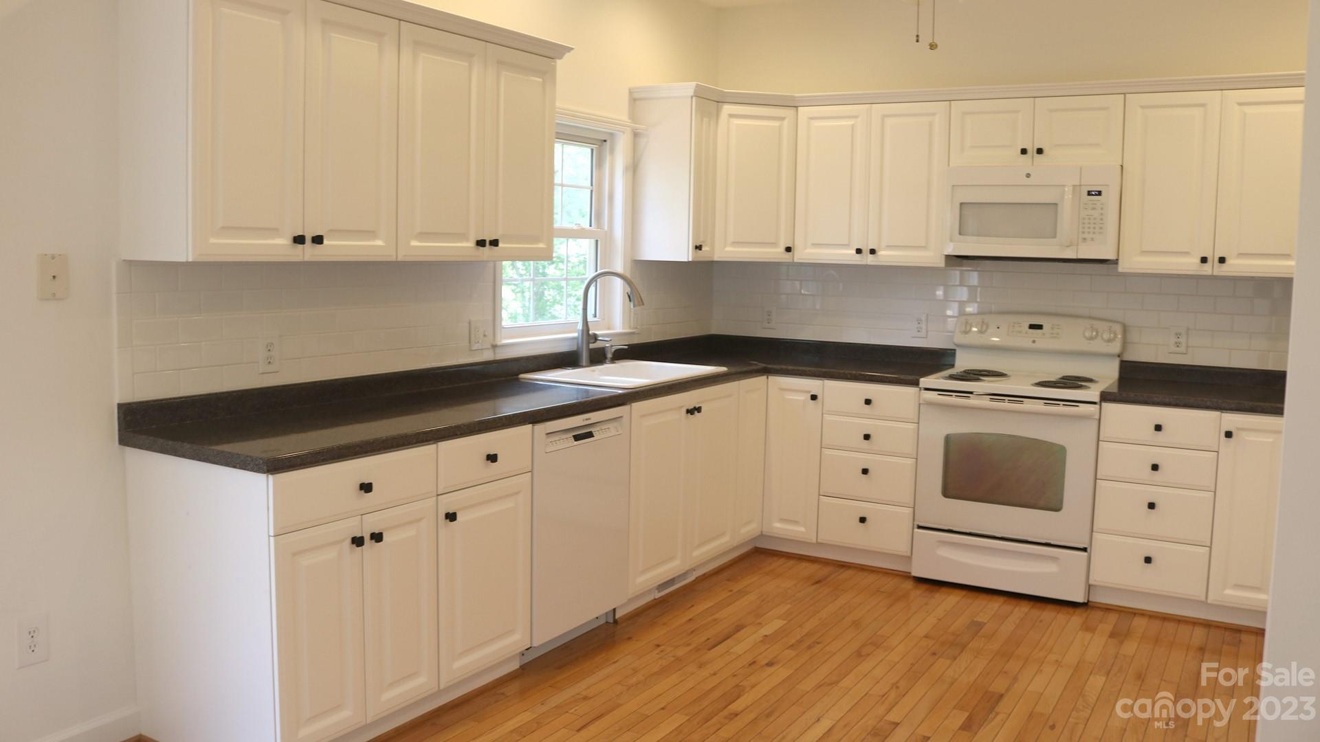 12 Grassy Meadow Drive Candler NC 28715