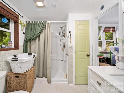886 Three Quarter Creek Road Burnsville NC 28714