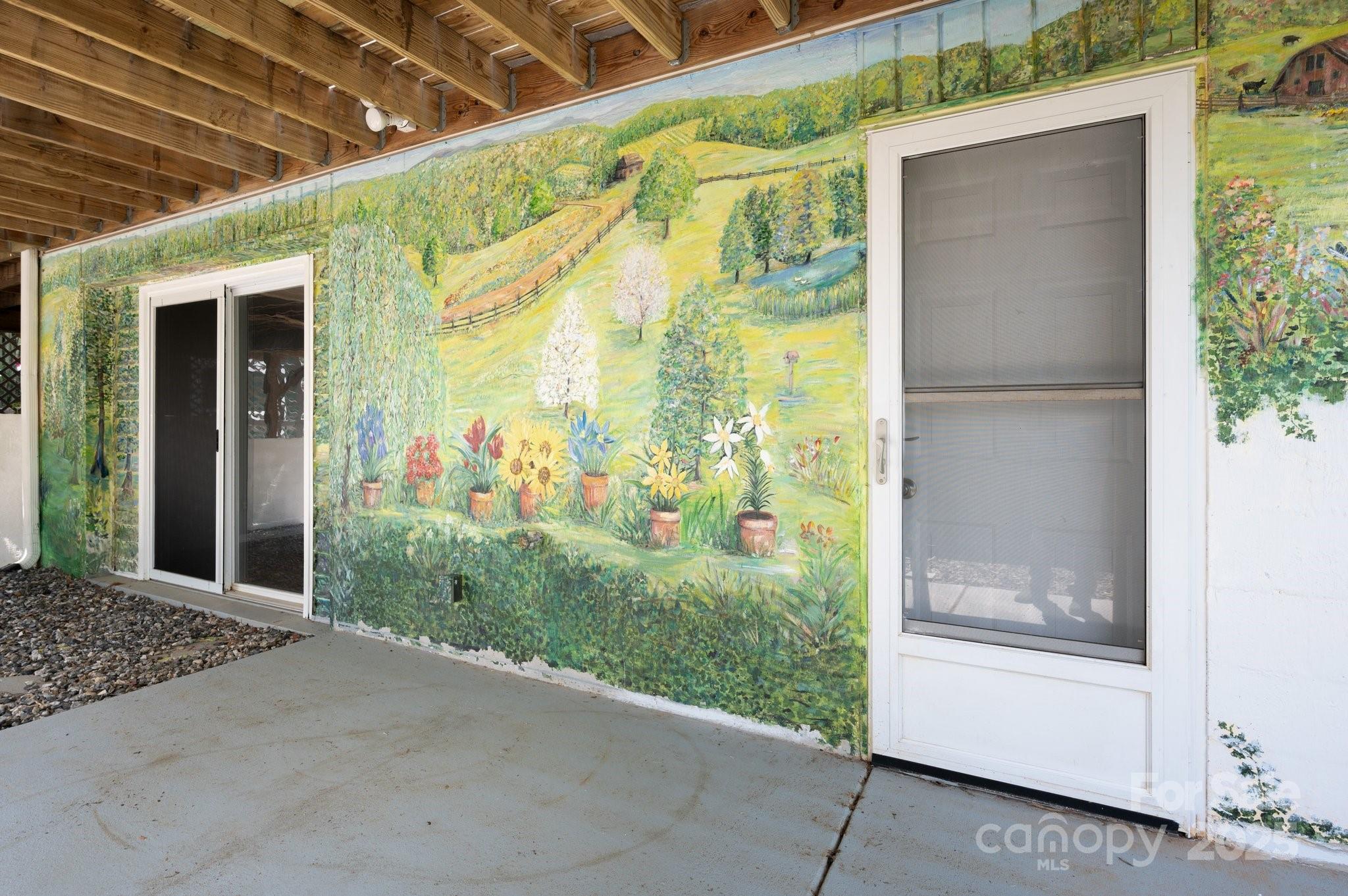 1572 Alexander Road Leicester NC 28748