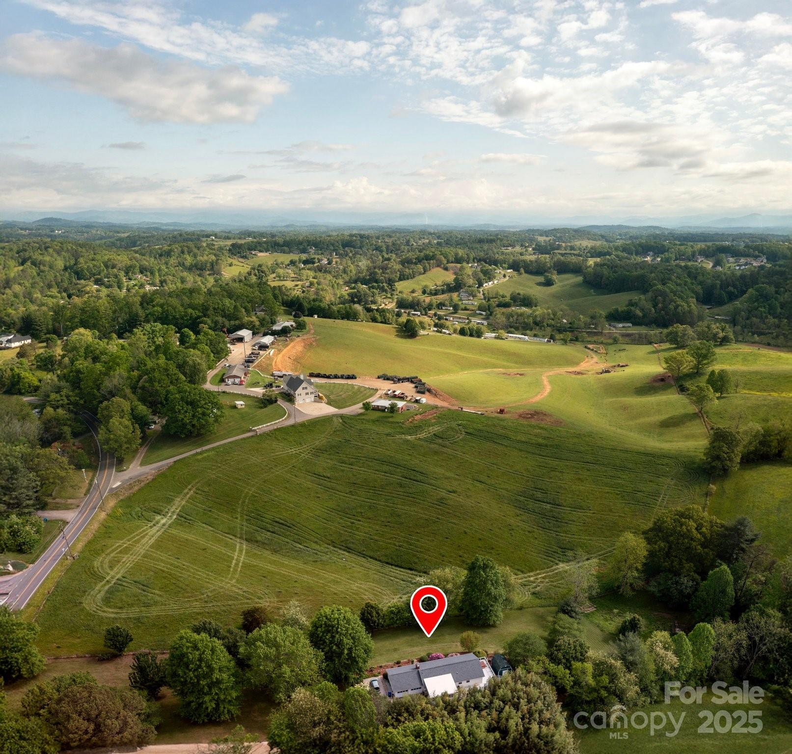 1572 Alexander Road Leicester NC 28748