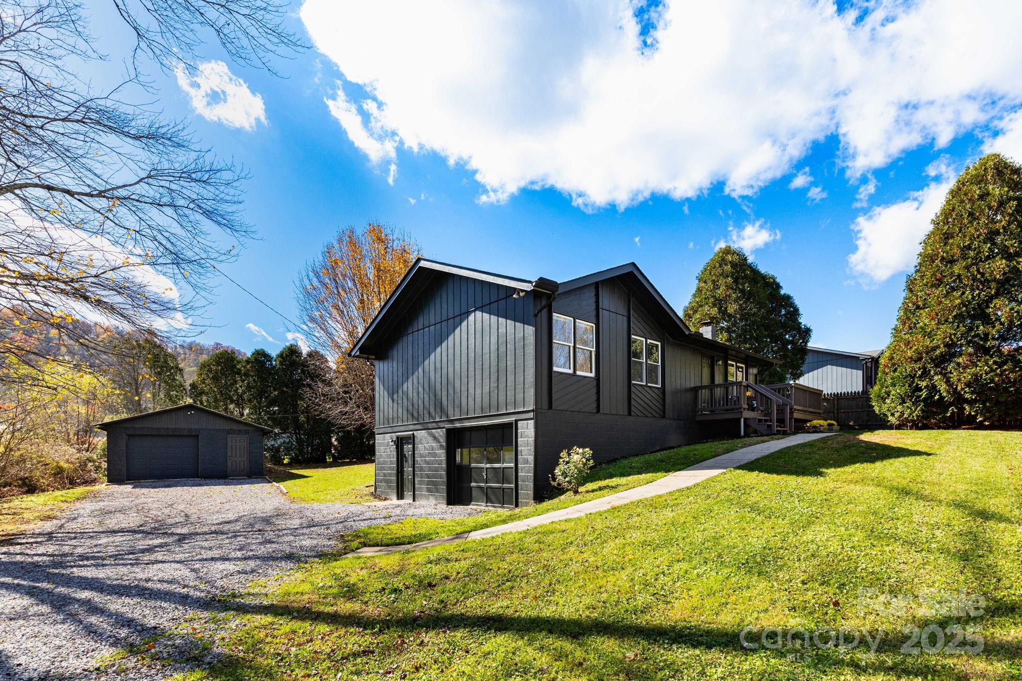 182 Dock Ratcliffe Road Waynesville NC 28786