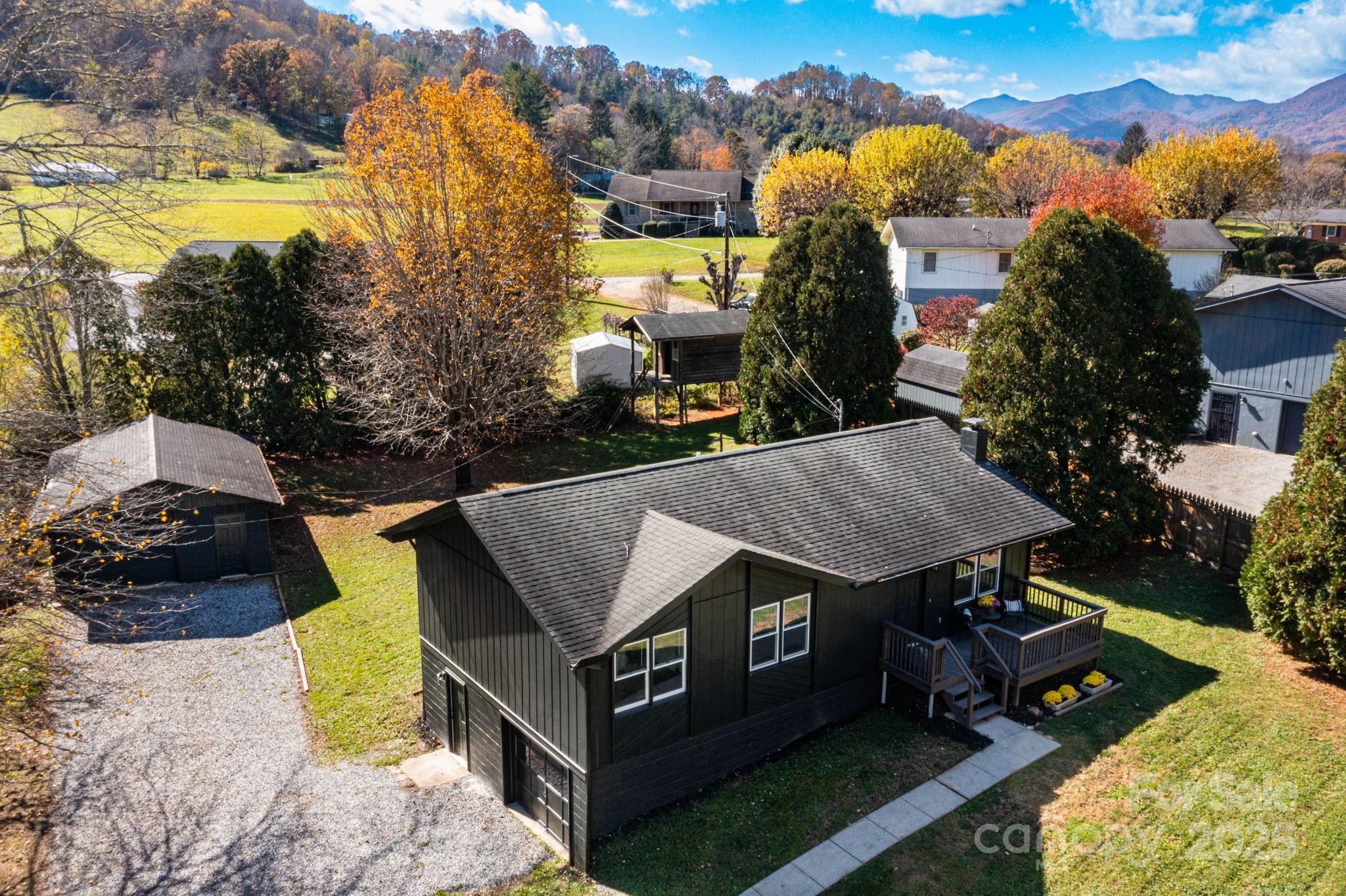 182 Dock Ratcliffe Road Waynesville NC 28786