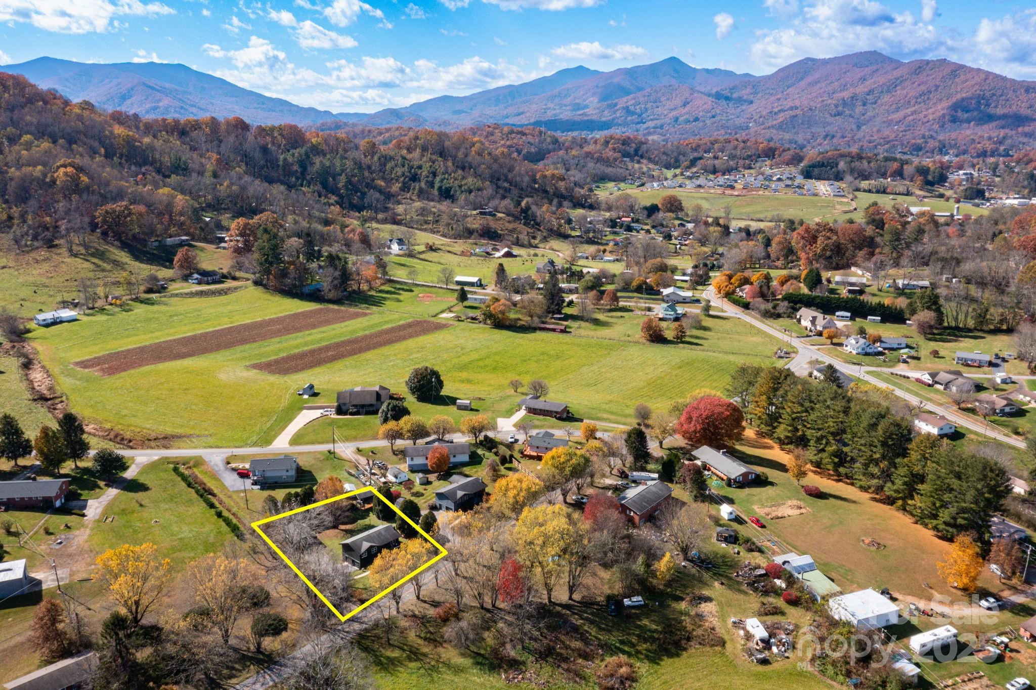 182 Dock Ratcliffe Road Waynesville NC 28786