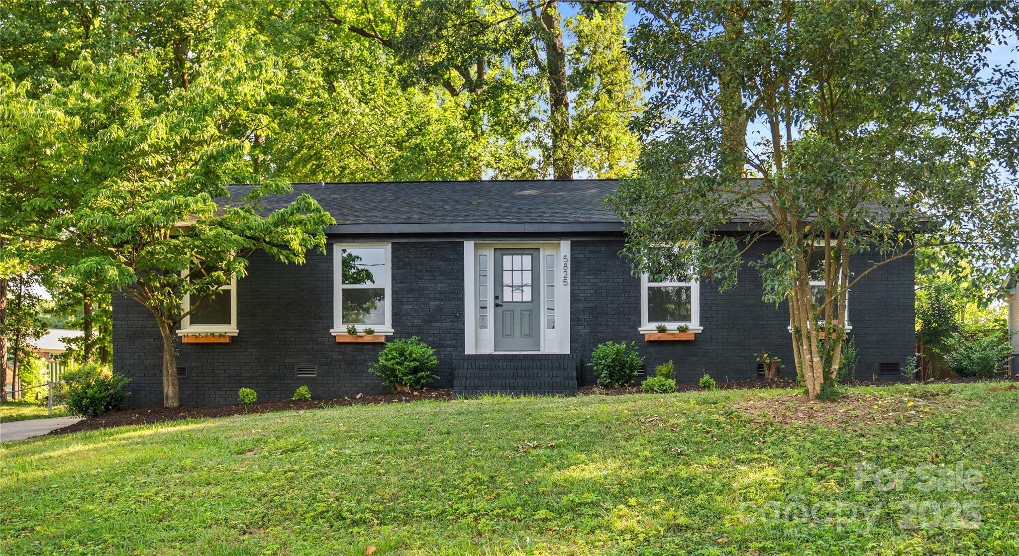 5825 Ruth Drive Charlotte NC 28215