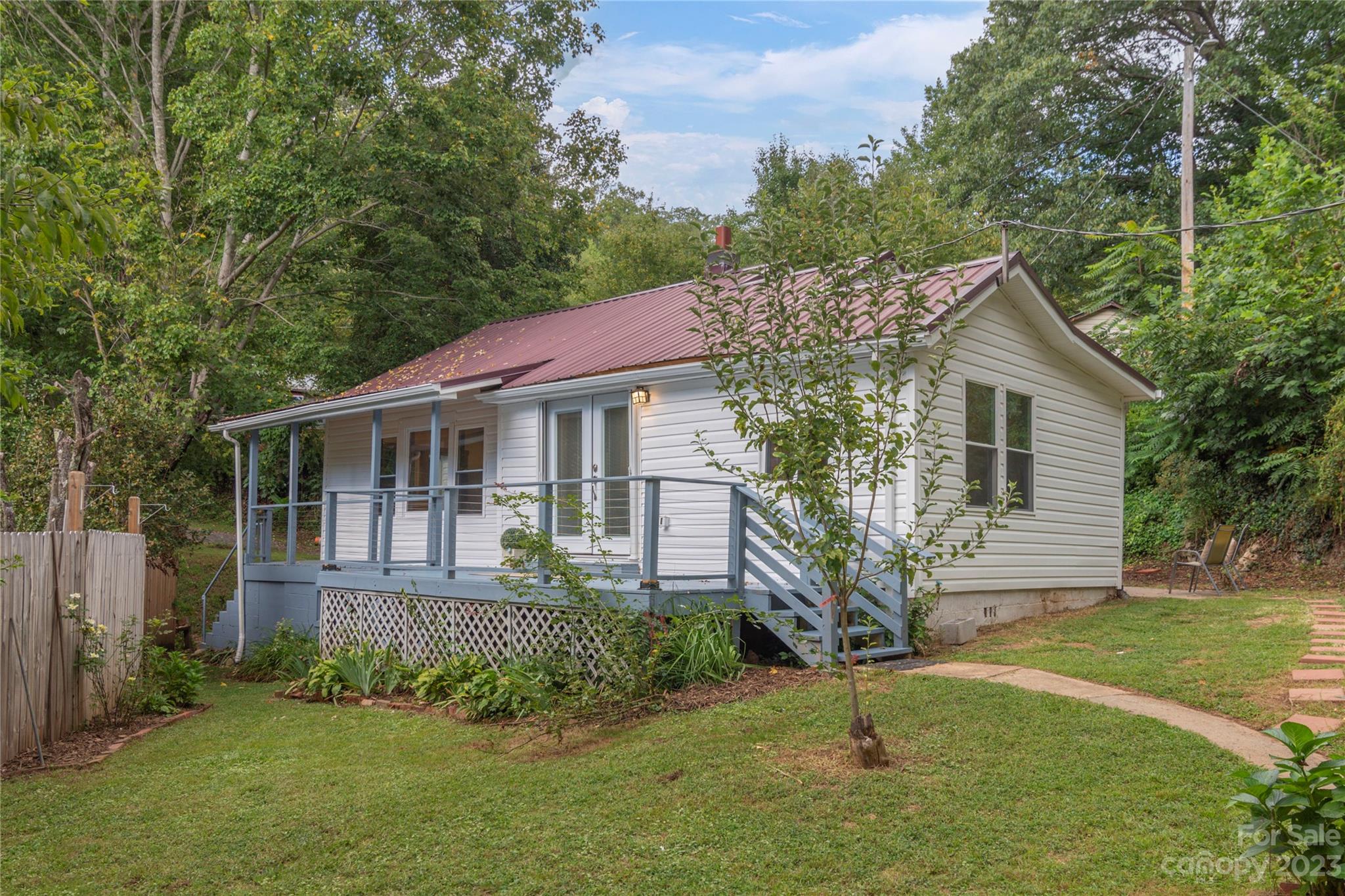 116 Yarborough Street Waynesville NC 28786