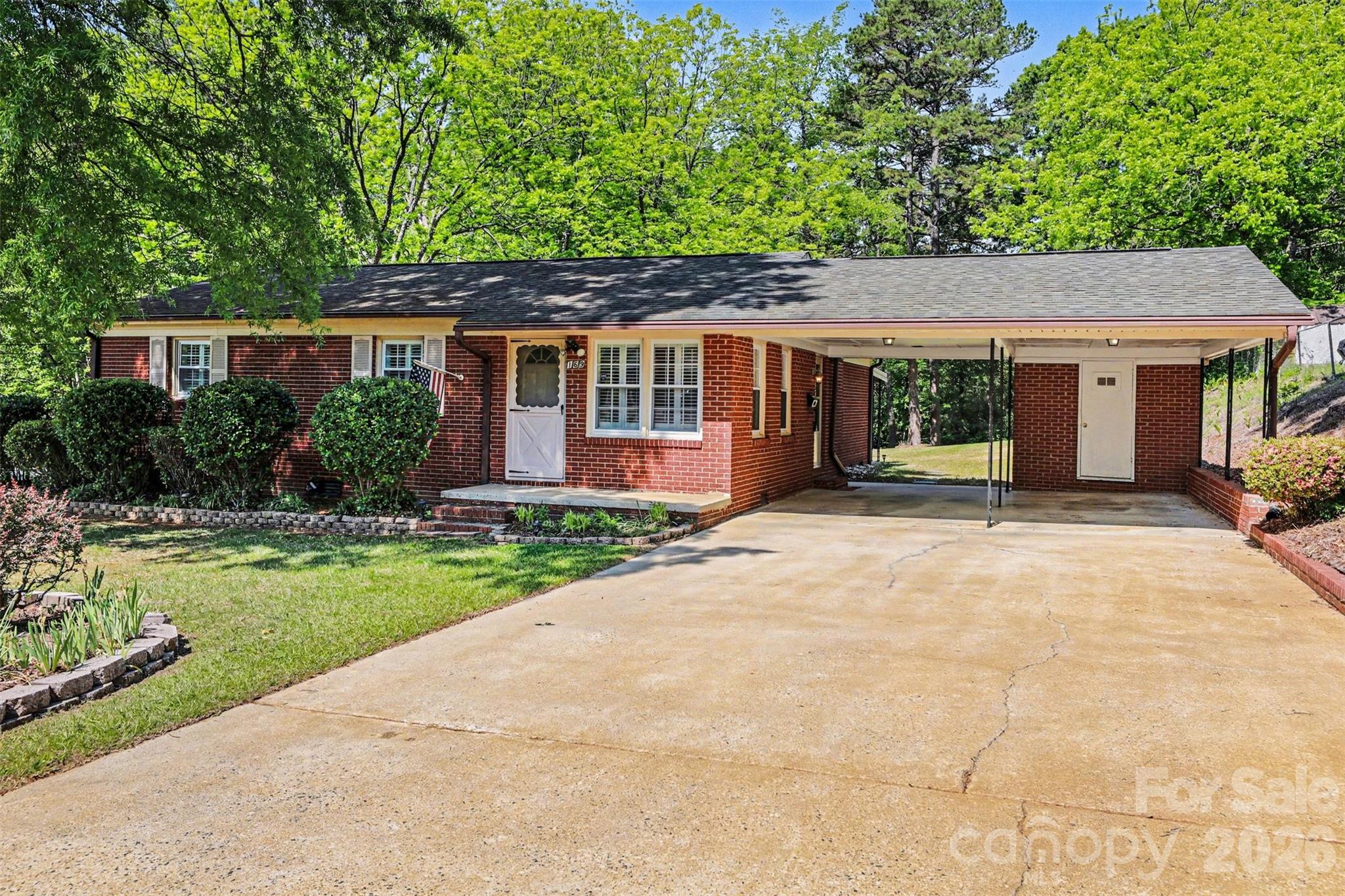 169 Shamrock Street NE Concord NC 28025