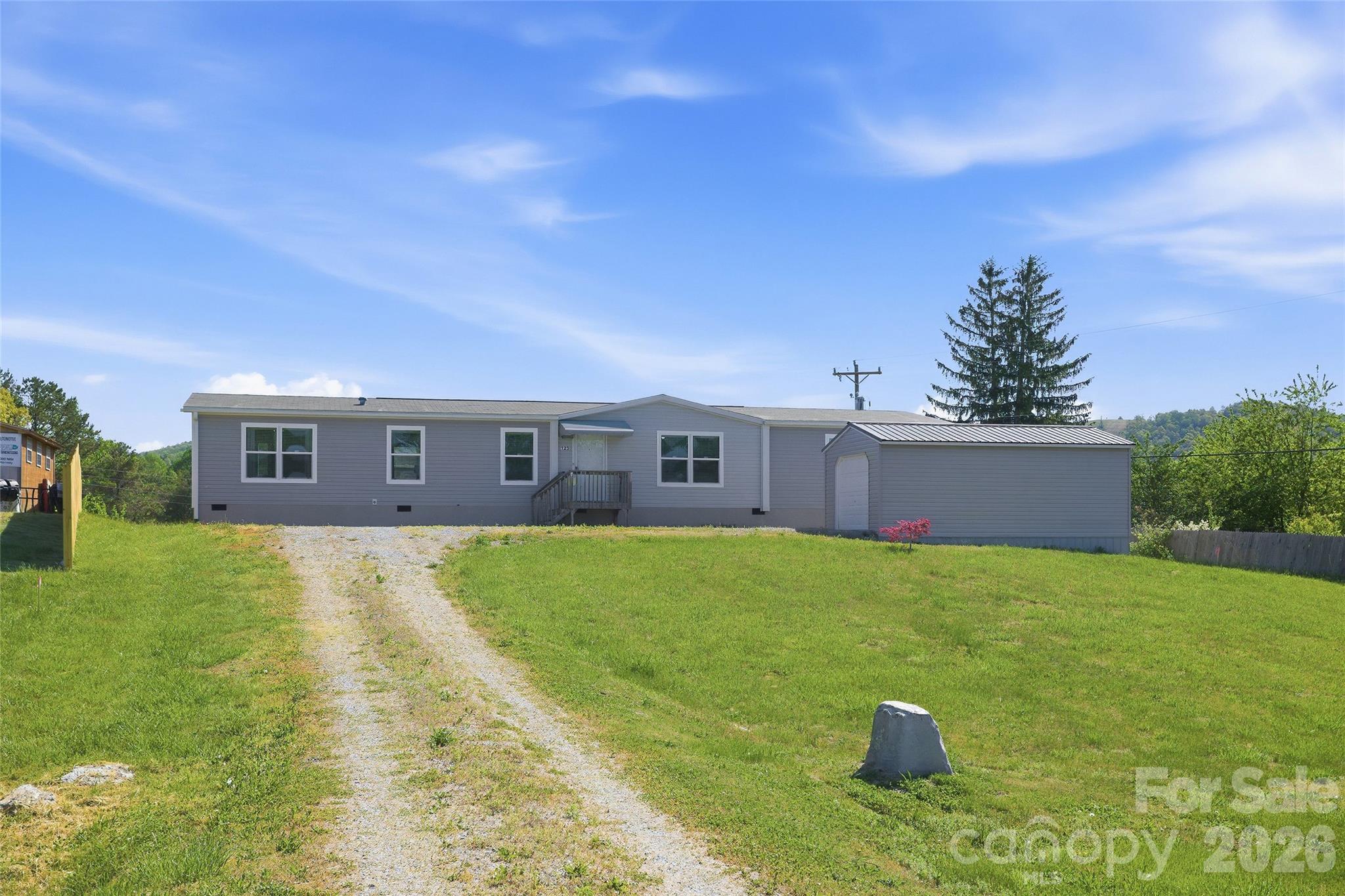 123 Big Oak Road Hendersonville NC 28792