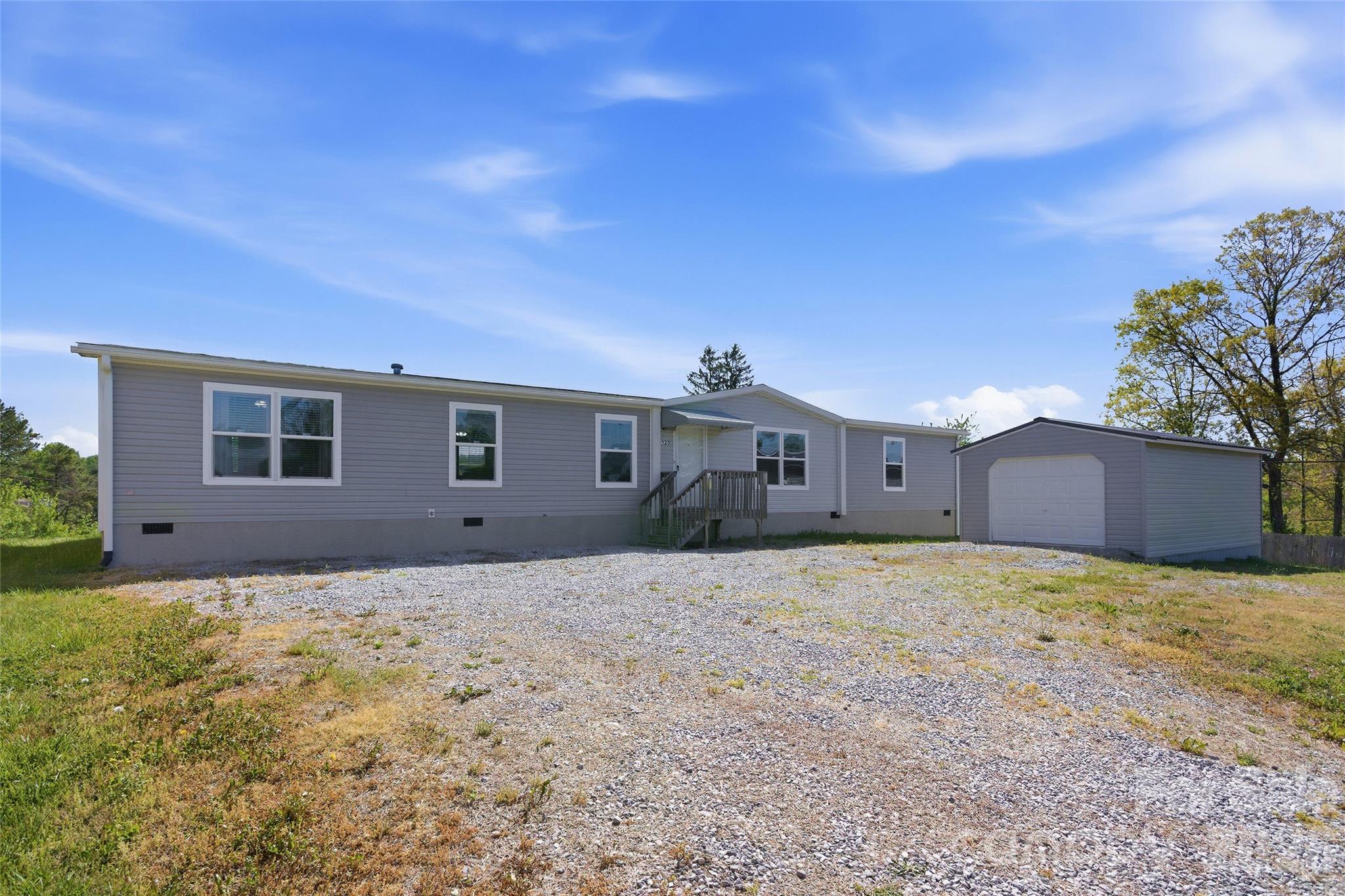 123 Big Oak Road Hendersonville NC 28792