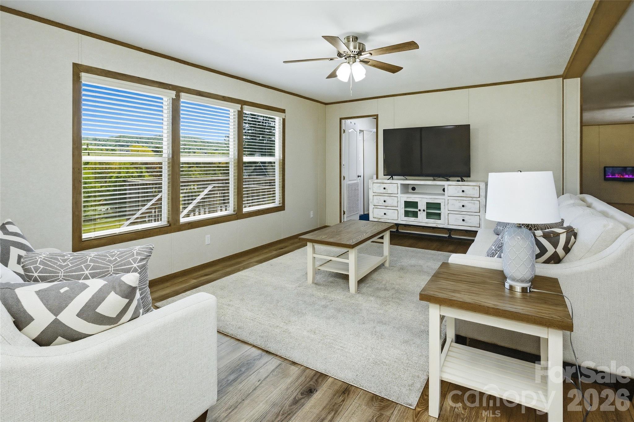 123 Big Oak Road Hendersonville NC 28792