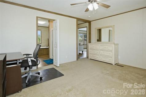 123 Big Oak Road Hendersonville NC 28792