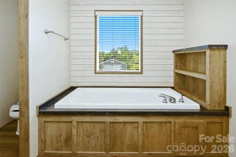 123 Big Oak Road Hendersonville NC 28792