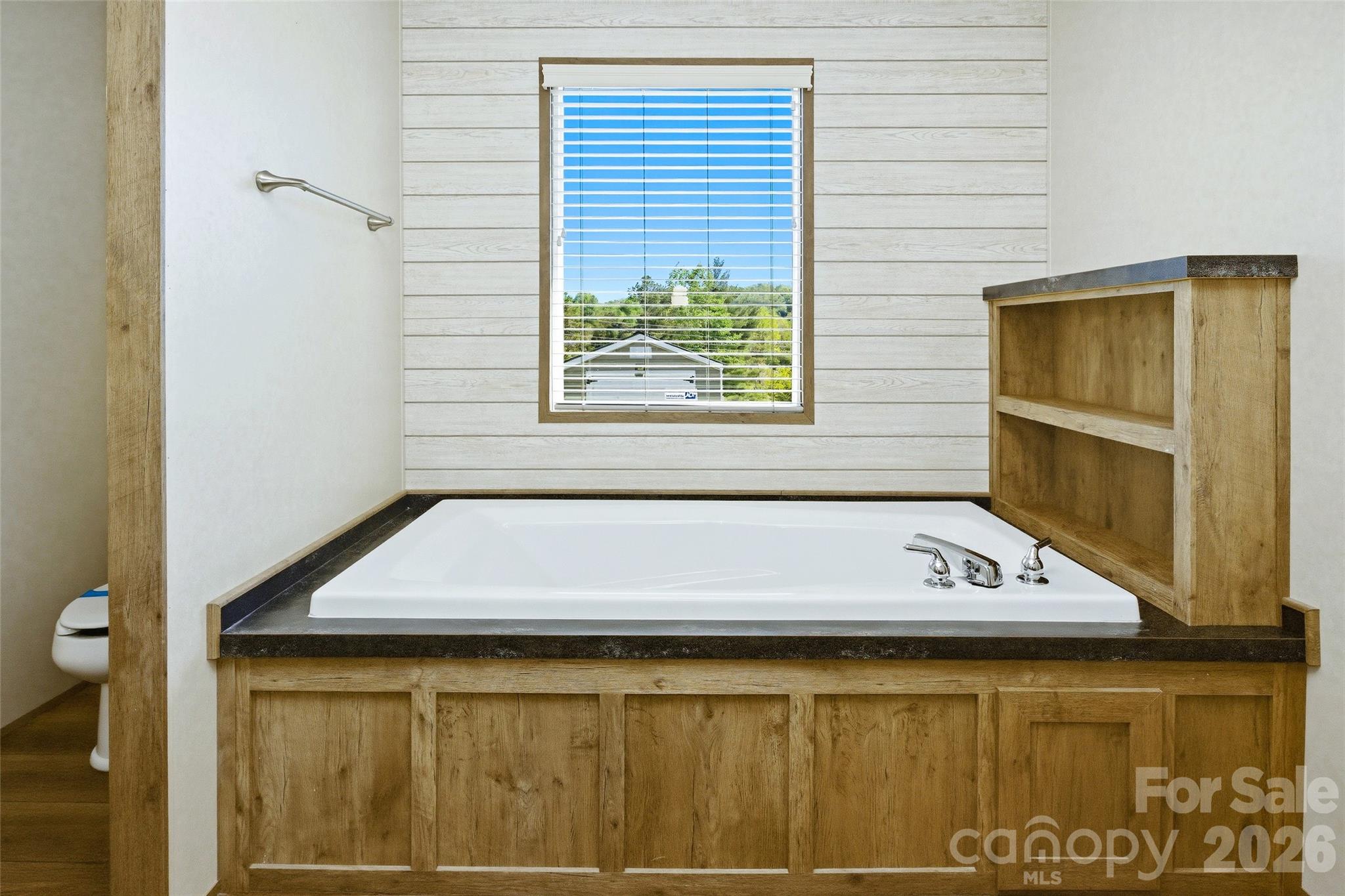 123 Big Oak Road Hendersonville NC 28792