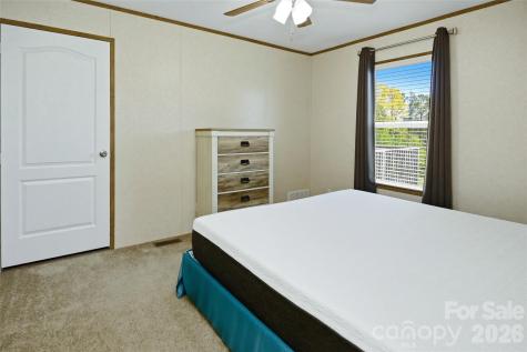 123 Big Oak Road Hendersonville NC 28792