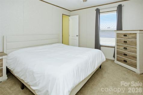 123 Big Oak Road Hendersonville NC 28792