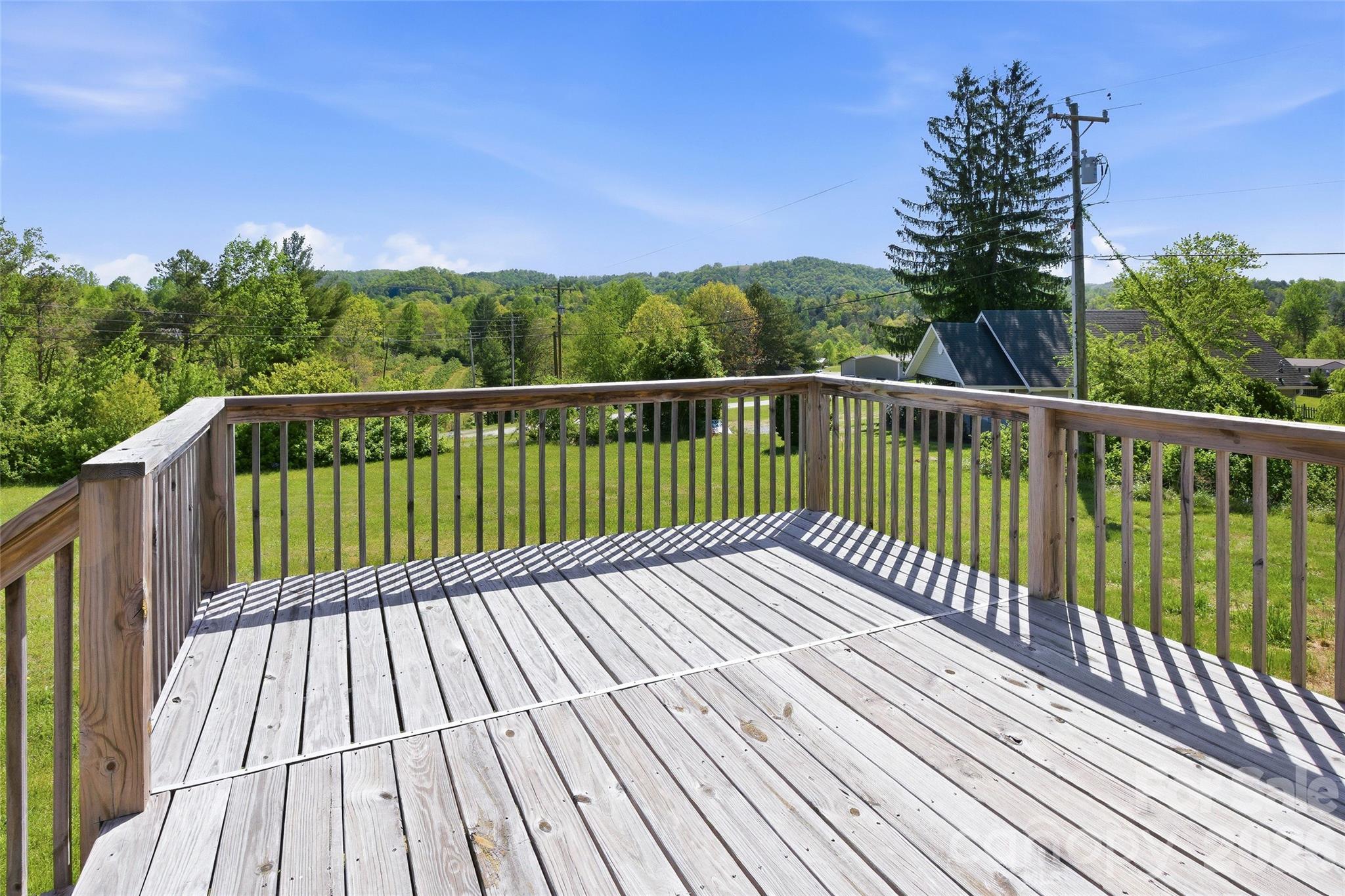123 Big Oak Road Hendersonville NC 28792