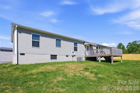 123 Big Oak Road Hendersonville NC 28792