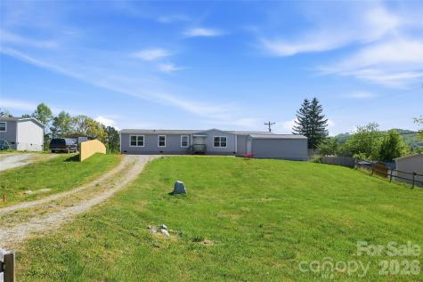123 Big Oak Road Hendersonville NC 28792