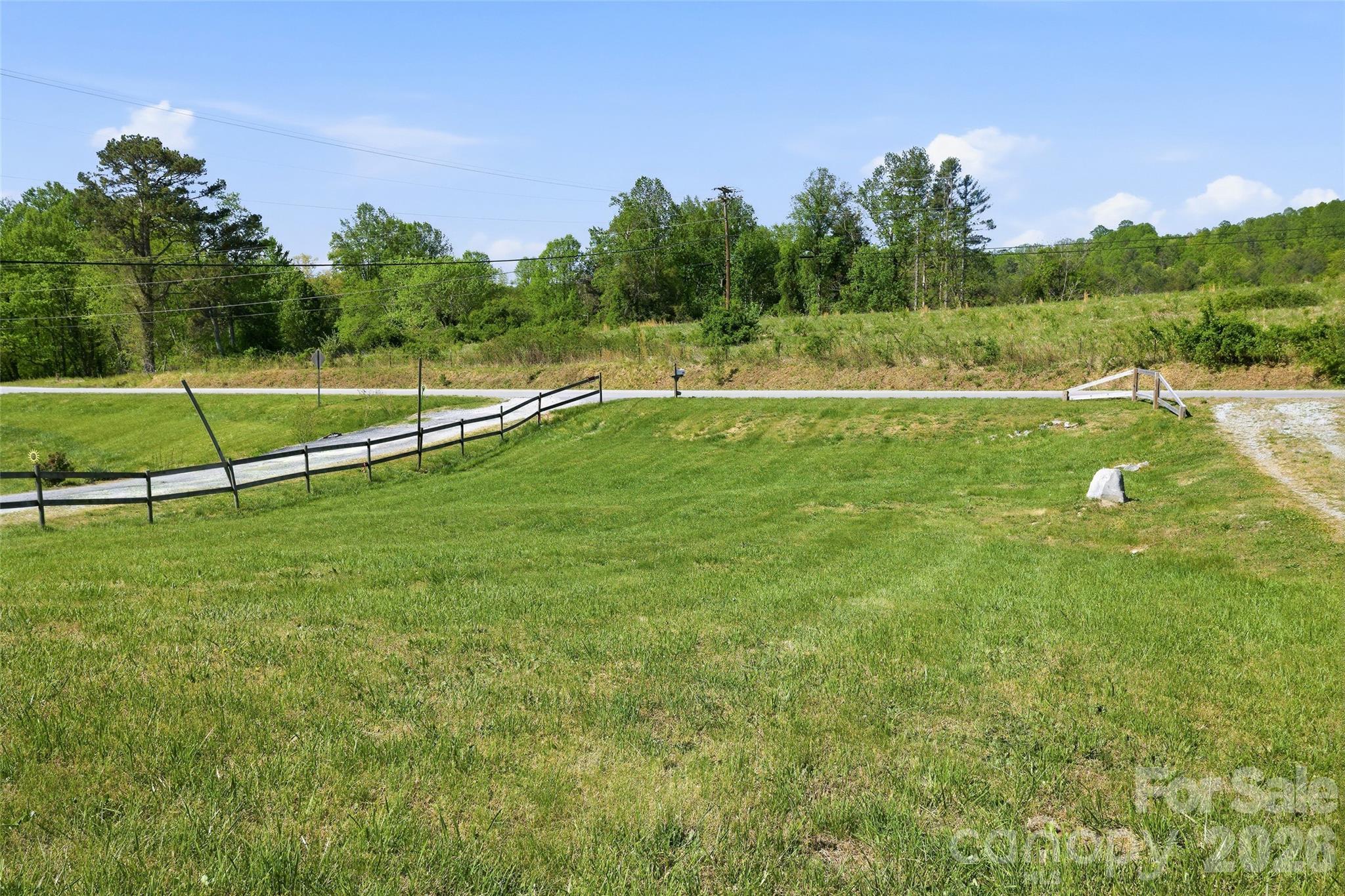 123 Big Oak Road Hendersonville NC 28792