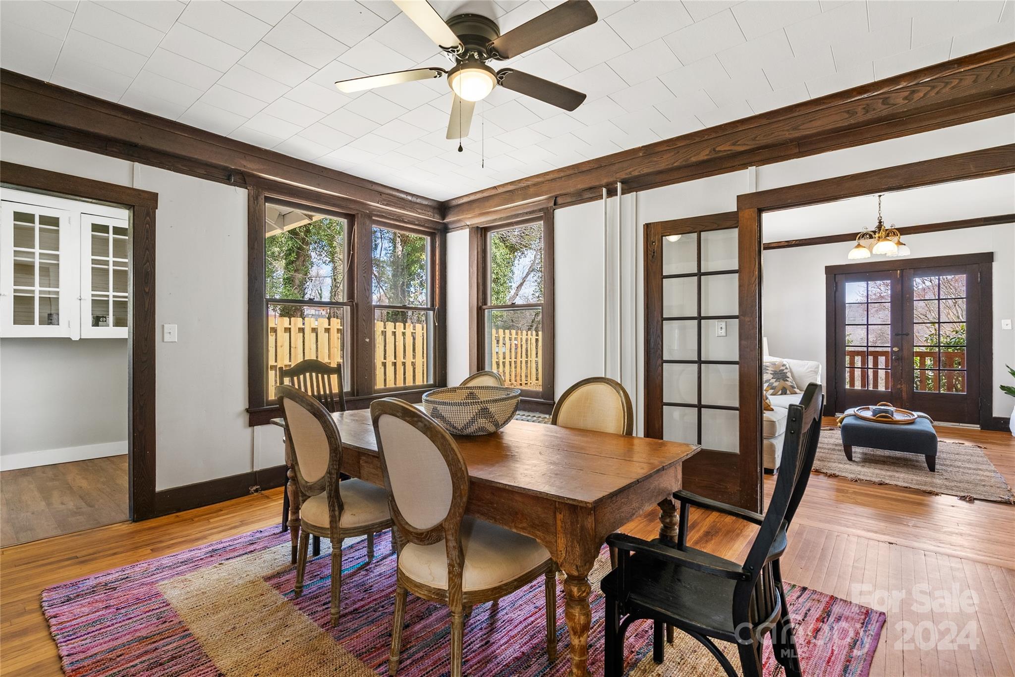 63 Gash Farm Road Asheville NC 28805