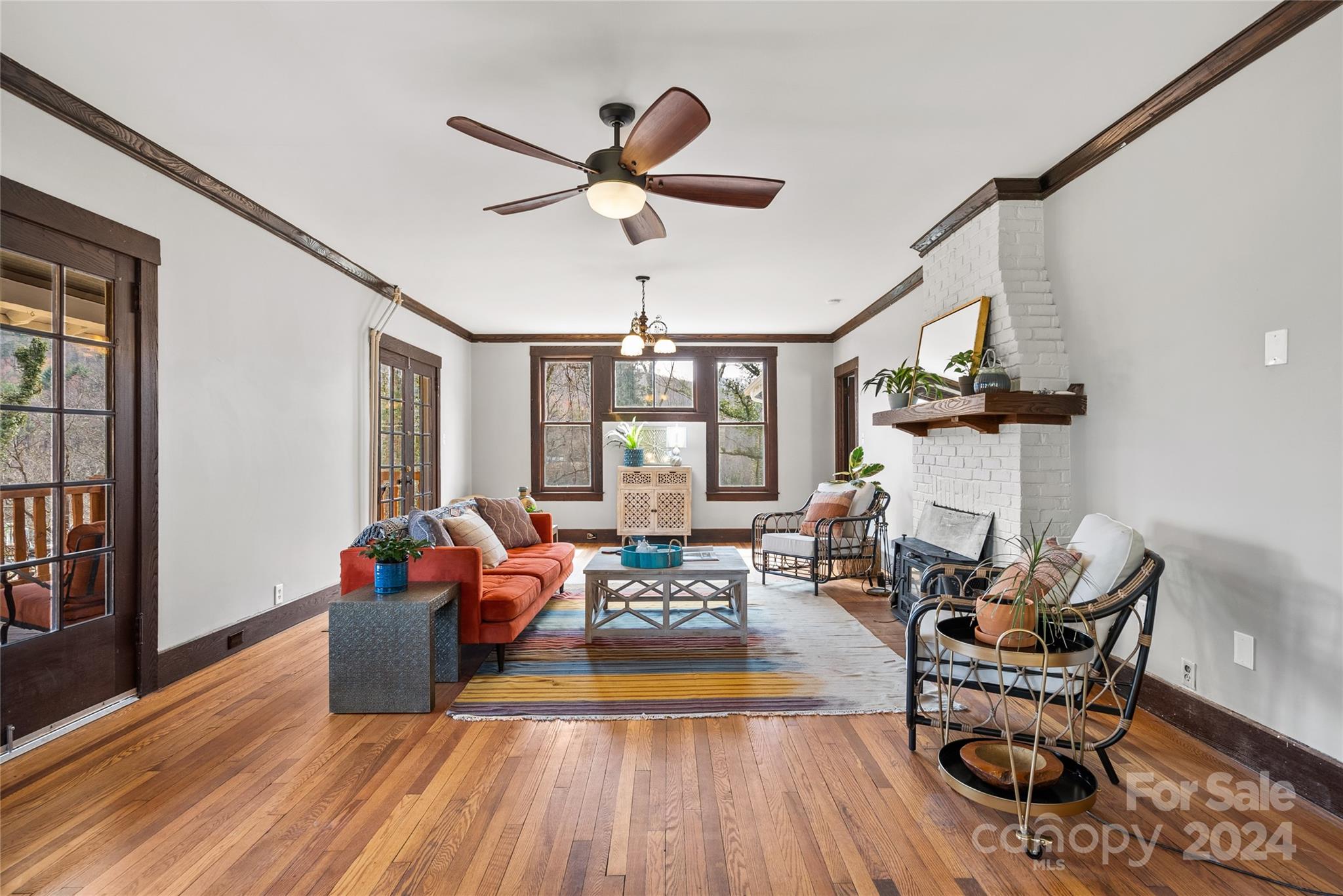 63 Gash Farm Road Asheville NC 28805