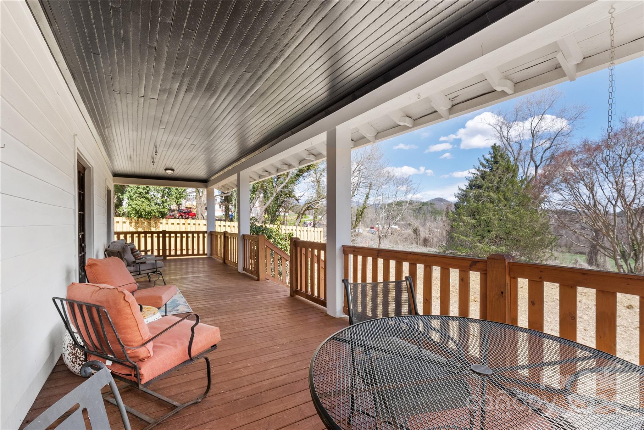 63 Gash Farm Road Asheville NC 28805