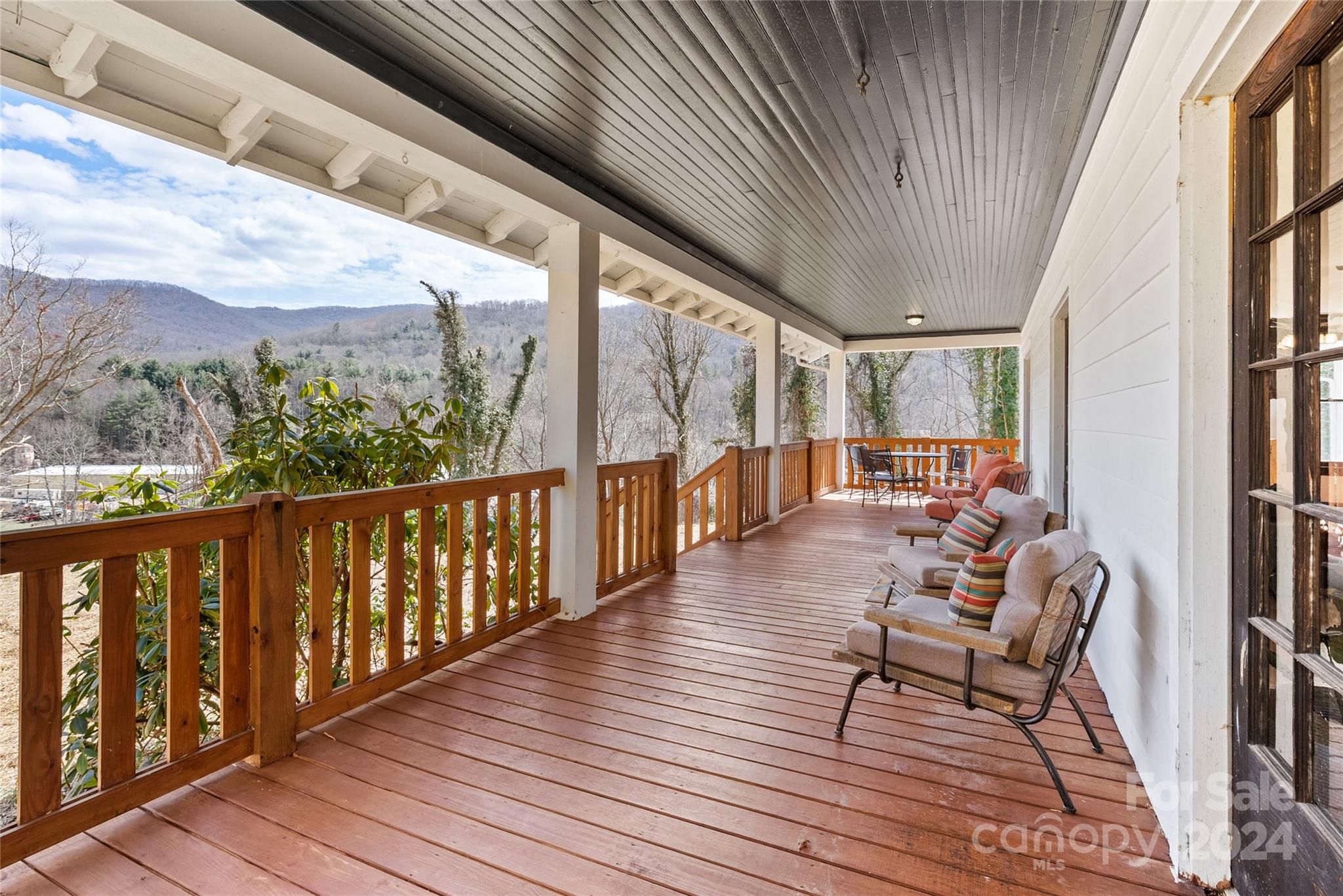 63 Gash Farm Road Asheville NC 28805