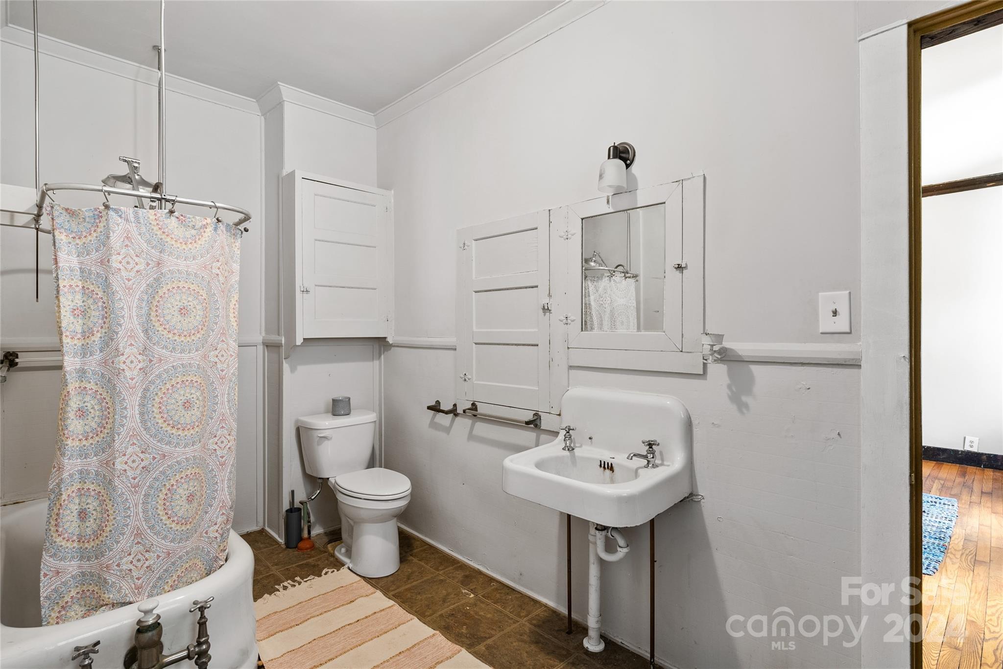 63 Gash Farm Road Asheville NC 28805