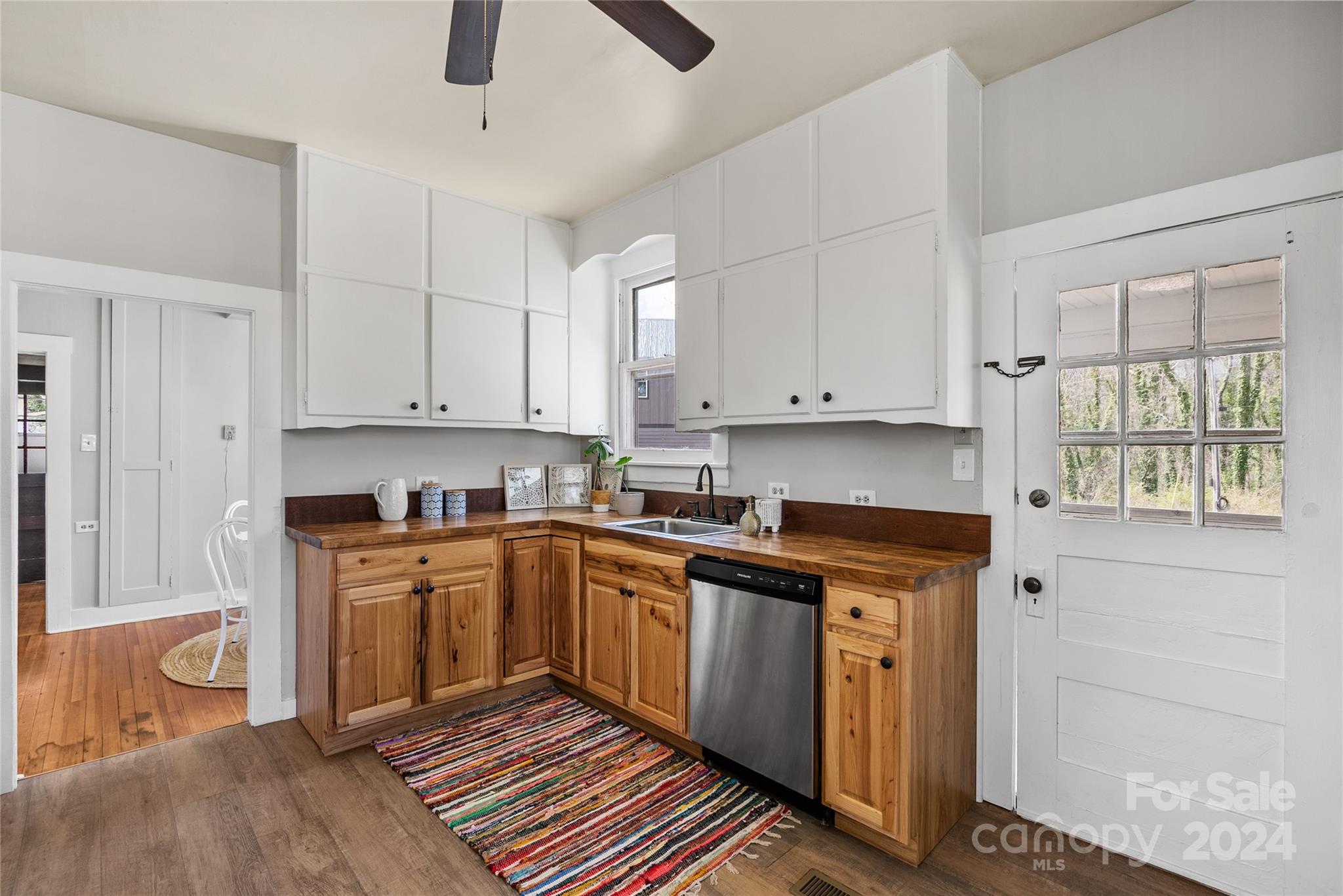 63 Gash Farm Road Asheville NC 28805