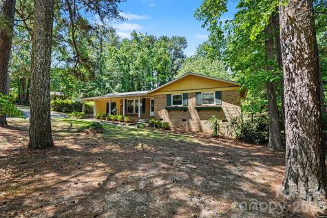 1304 Shannon Drive Wadesboro NC 28170