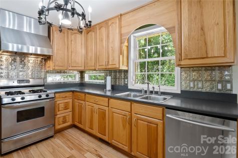 3 Northwood Road Asheville NC 28804
