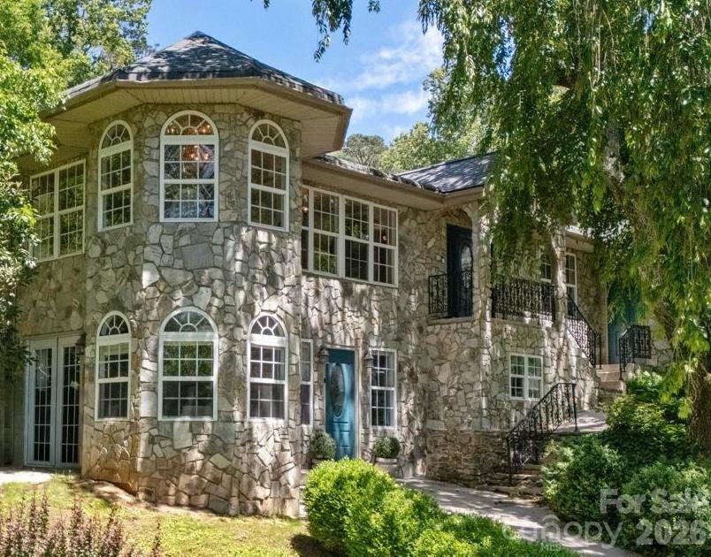 3 Northwood Road Asheville NC 28804