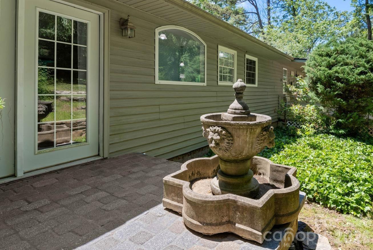 3 Northwood Road Asheville NC 28804