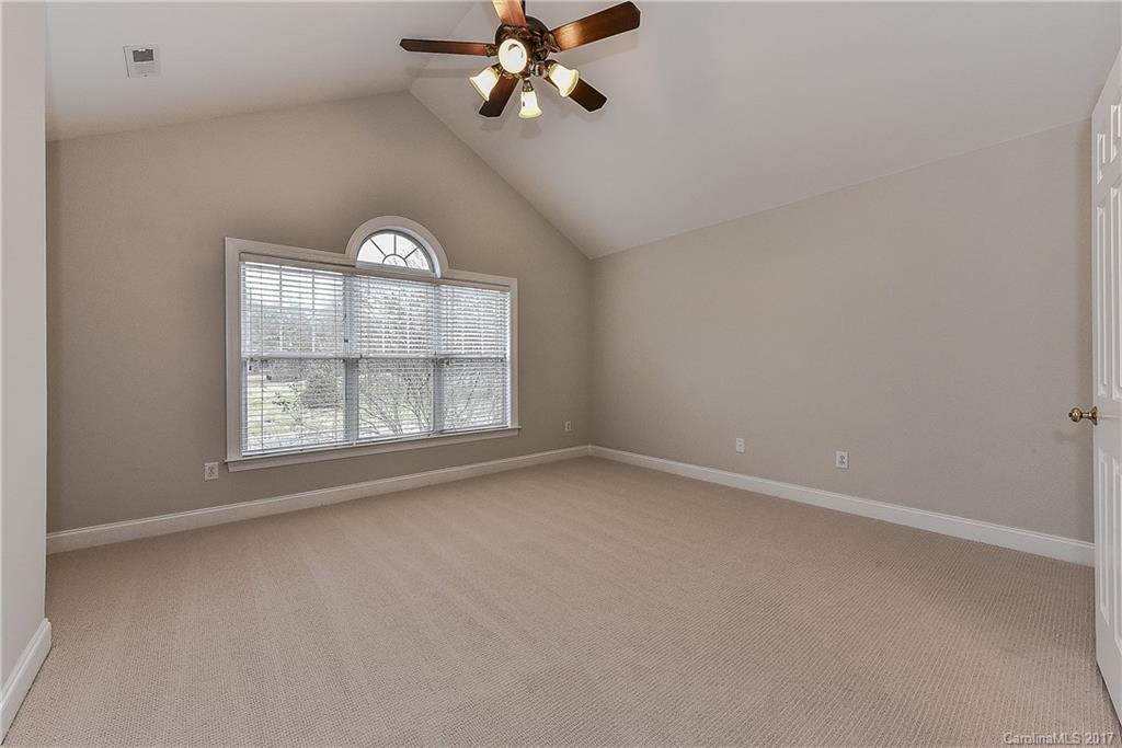 4616 Hunter Crest Lane Charlotte NC 28209