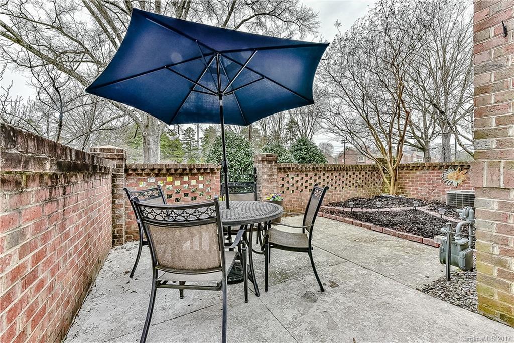 4616 Hunter Crest Lane Charlotte NC 28209