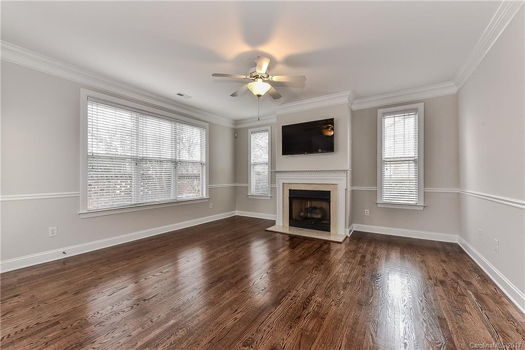 4616 Hunter Crest Lane Charlotte NC 28209