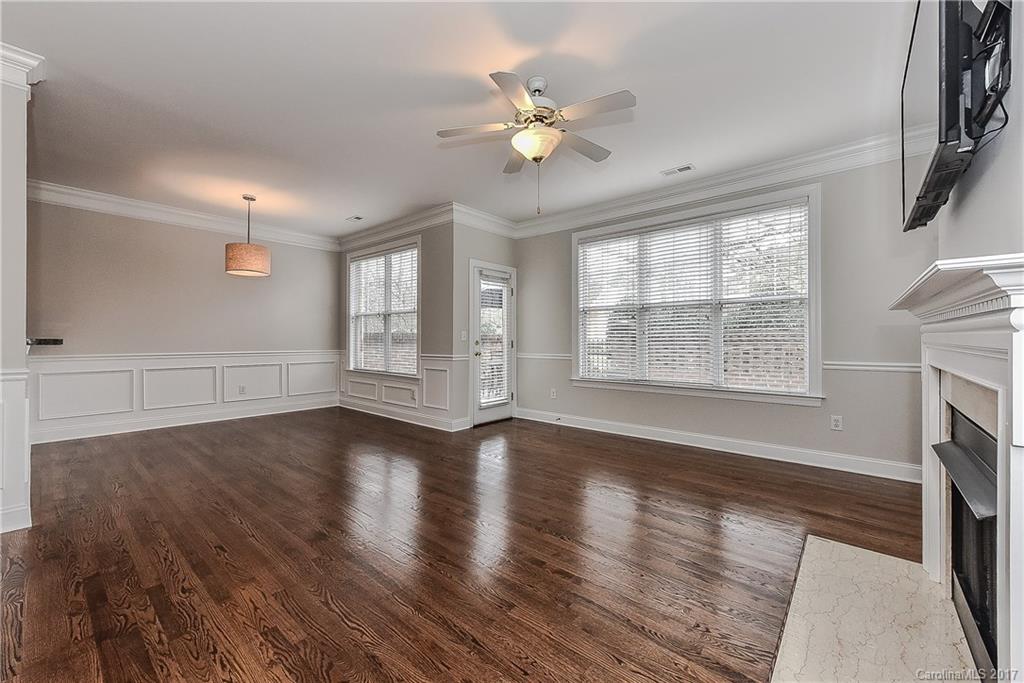 4616 Hunter Crest Lane Charlotte NC 28209